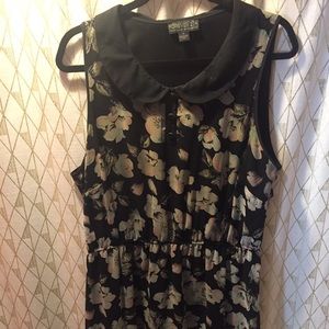 Floral Dress w/ Peter Pan Collar